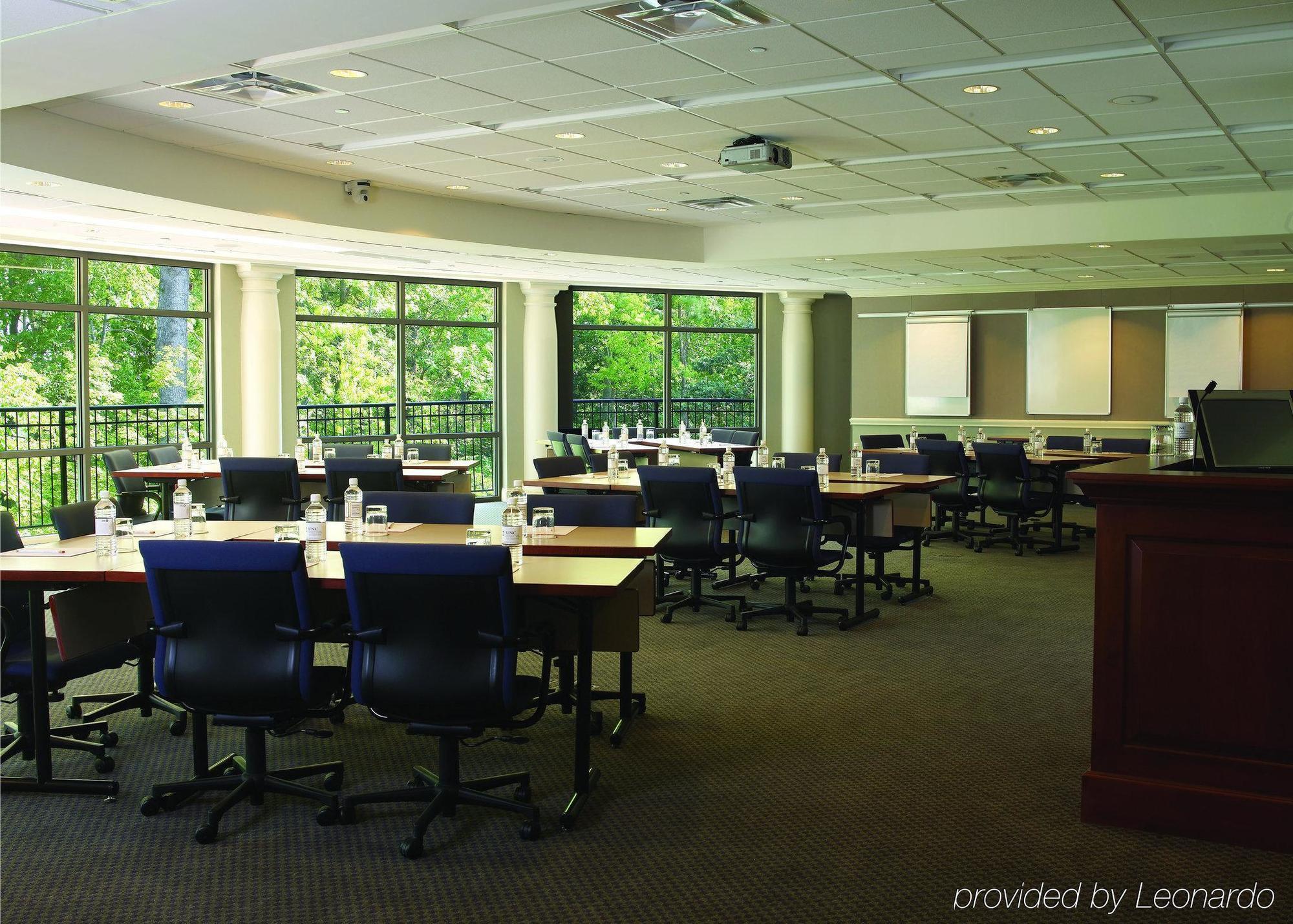Rizzo Center, A Destination By Hyatt Hotel Chapel Hill Exterior foto